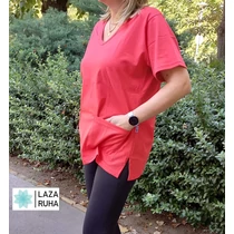 V nyakú zsebes tunika